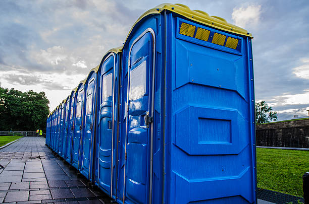 Best Porta potty rental near me  in Knoxville, IA